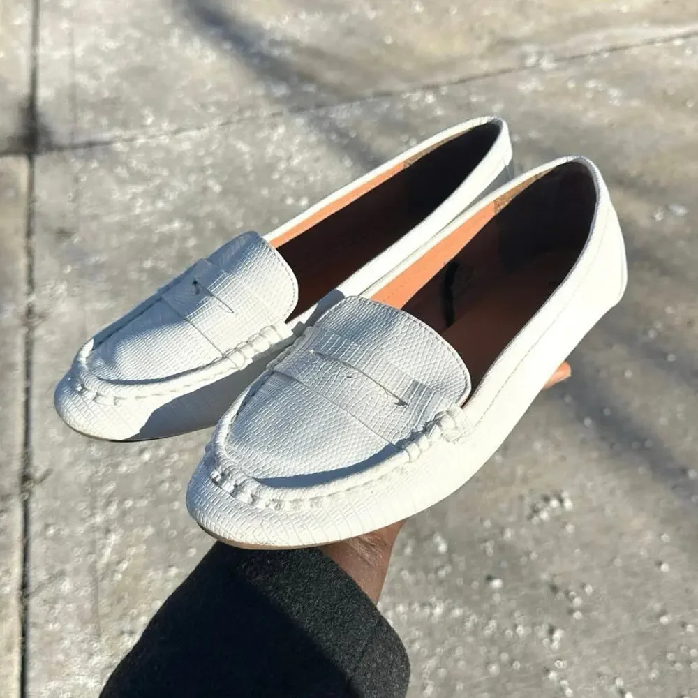H&M White Patent Leather Women’s Loafers Size‎ 9.5